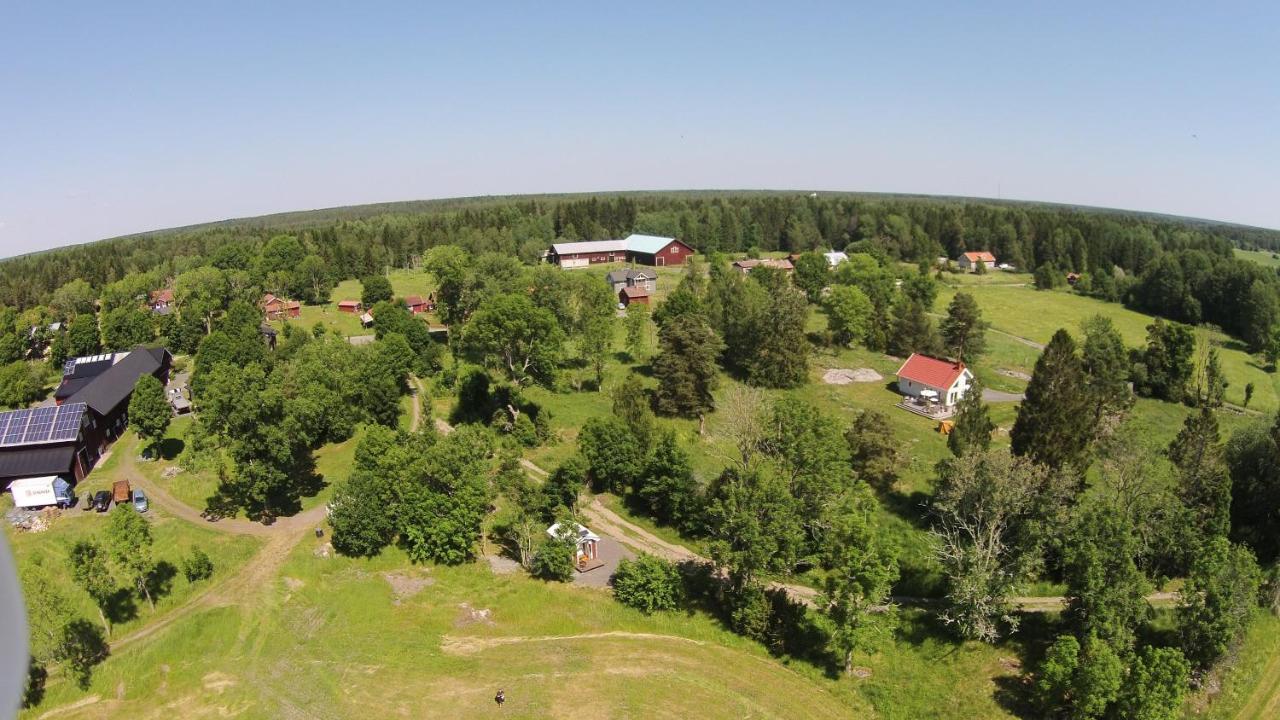 Liten Enklare Klimatsmart Stuga I Roslagen Osthammar Luaran gambar